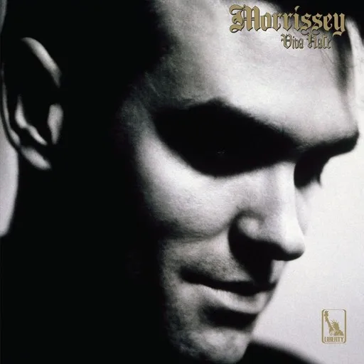Karaoke Margaret on the Guillotine by Morrissey — sing along with lyrics on Singa