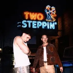 Titelbild für Two Steppin’ - Adrien Nunez,Diplo Karaoke-Version