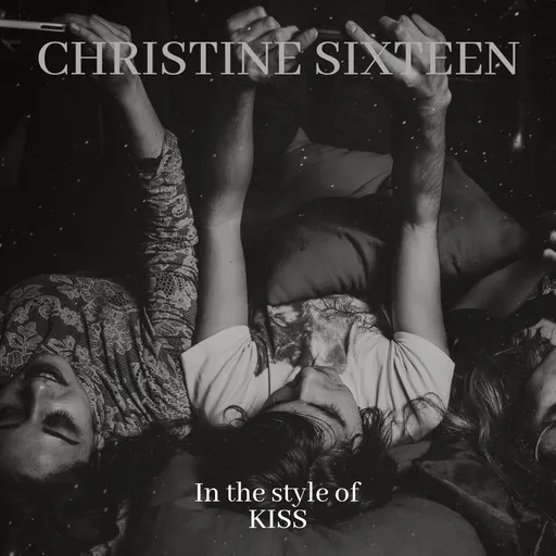 Karaoke Christine Sixteen esittäjältä KISS — laula mukana sanoituksilla Singassa