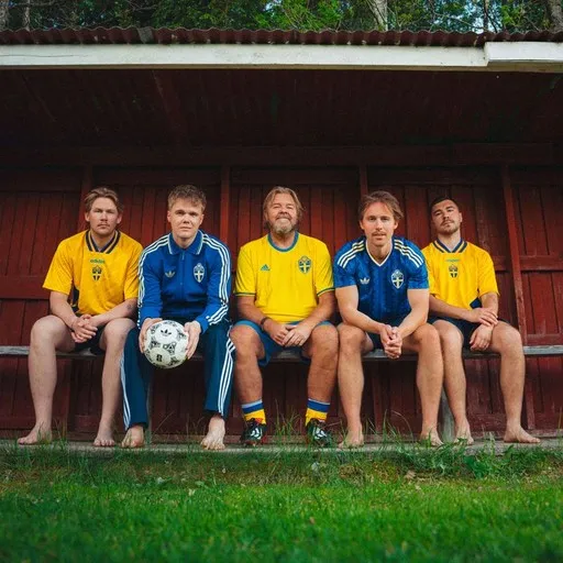Karaoke Det ligger nåt i luften by Bolaget — sing along with lyrics on Singa
