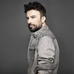 Cover art for Dönmüyor Giden - Tarkan karaoke version