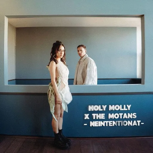 Karaoke Neintenționat von Holy Molly, The Motans — mit Songtext mitsingen auf Singa