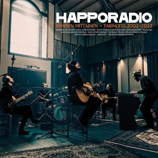 Karaoke Sinun vaikka hajoat (2022) von Happoradio — mit Songtext mitsingen auf Singa